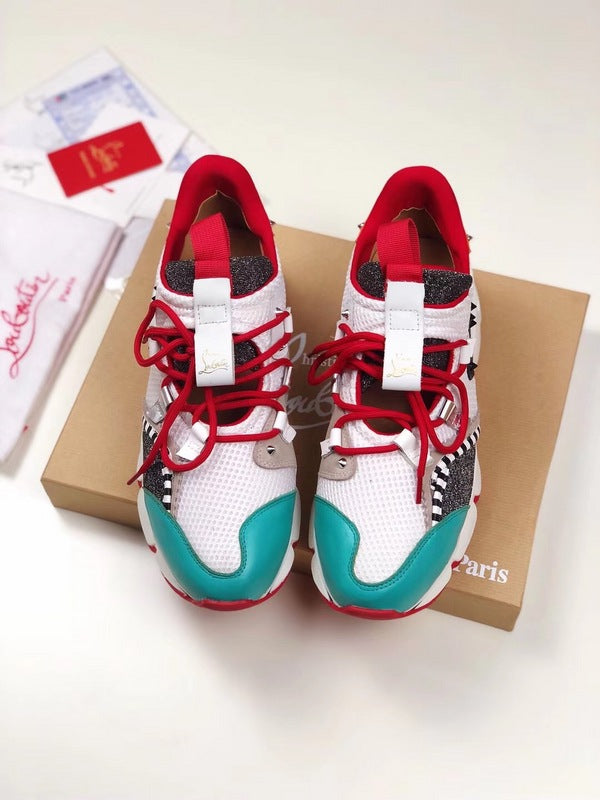 les sneakers Christian Louboutin Femme sont un témoignage de l'engagement de Christian Louboutin à combiner style et sophistication.