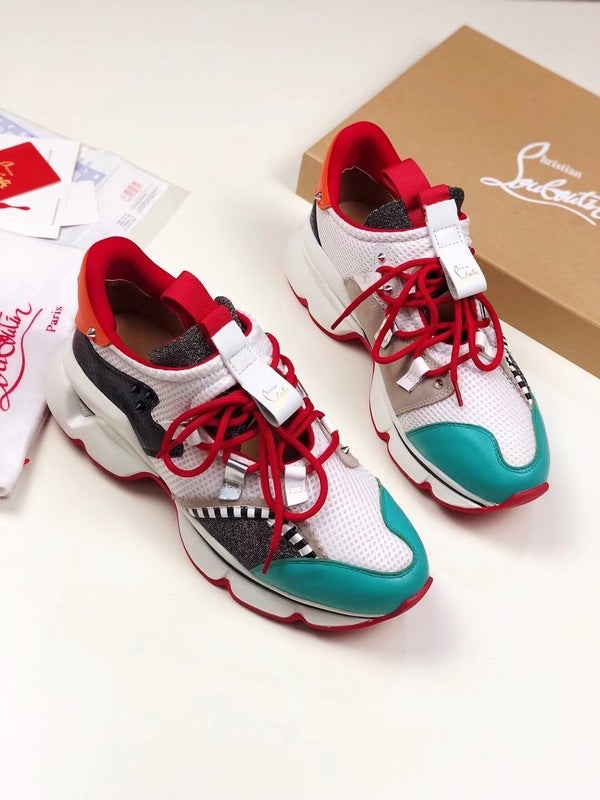 les sneakers Christian Louboutin Femme sont un témoignage de l'engagement de Christian Louboutin à combiner style et sophistication.