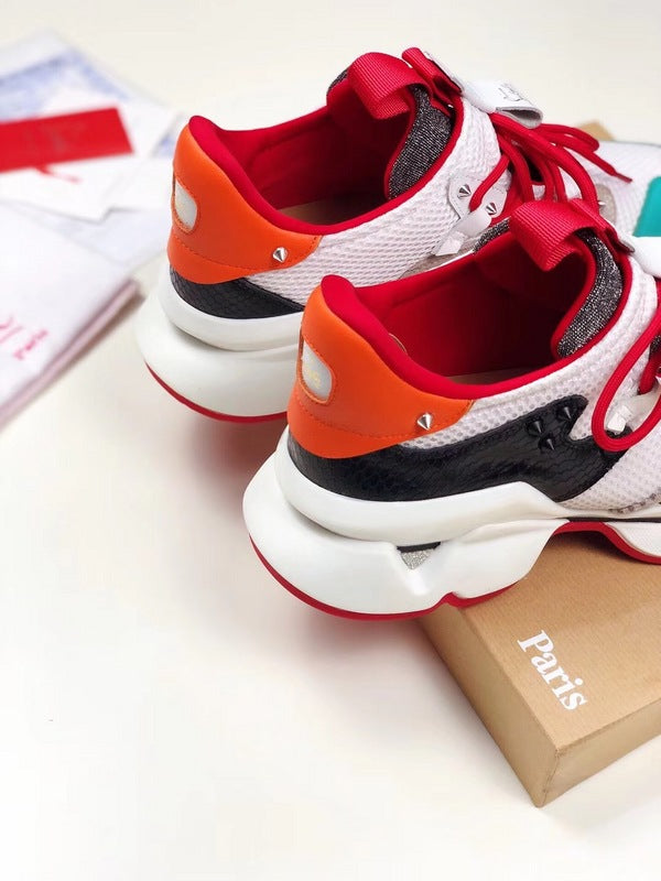 les sneakers Christian Louboutin Femme sont un témoignage de l'engagement de Christian Louboutin à combiner style et sophistication.