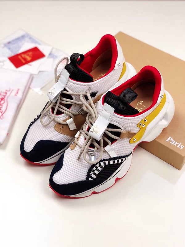 les sneakers Christian Louboutin Femme sont un témoignage de l'engagement de Christian Louboutin à combiner style et sophistication.