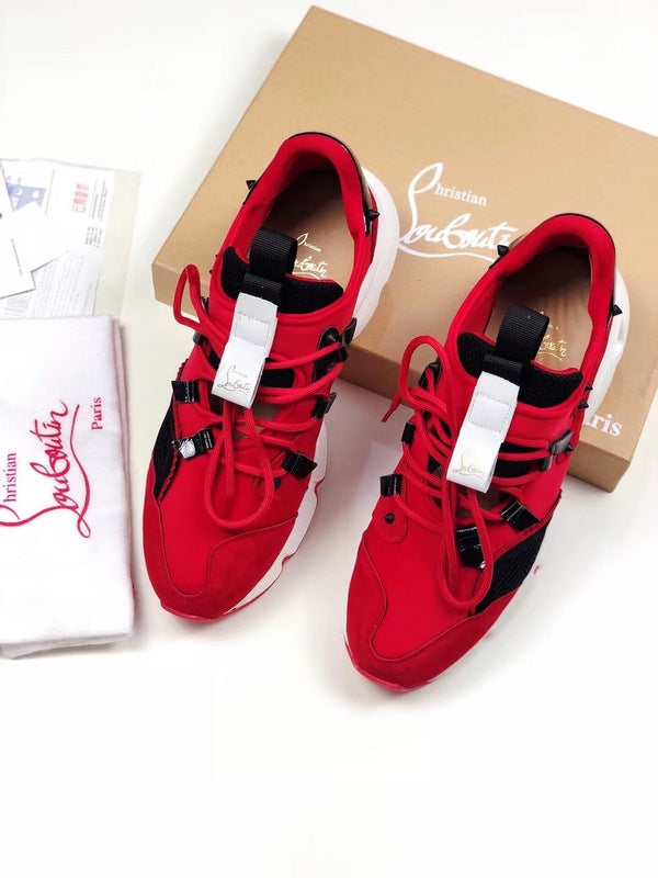 les sneakers Christian Louboutin Femme sont un témoignage de l'engagement de Christian Louboutin à combiner style et sophistication.