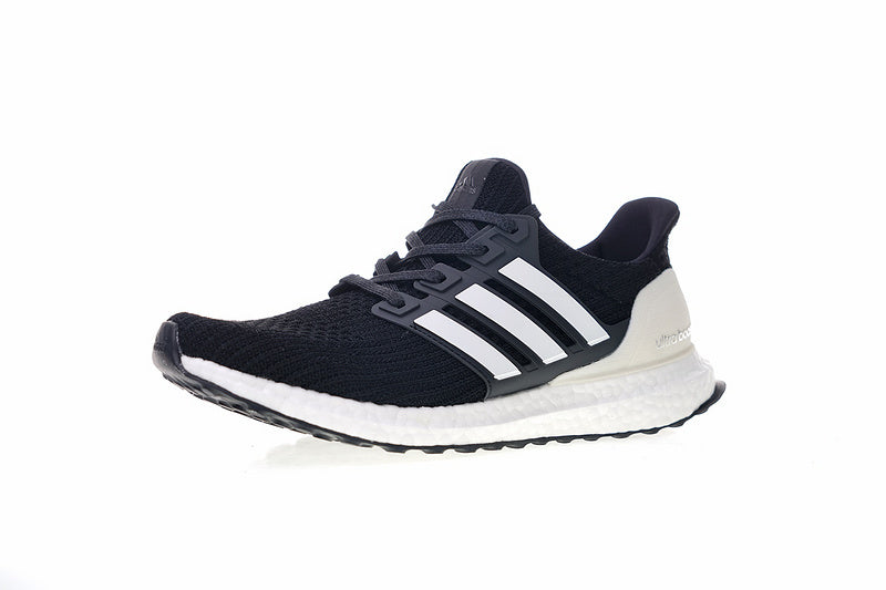 Les baskets Adidas UltraBoost 4.0 Femme sont reconnues pour leur combinaison parfaite de performance et de style.
