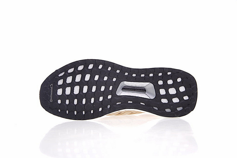 Les baskets Adidas UltraBoost 4.0 Femme sont reconnues pour leur combinaison parfaite de performance et de style.