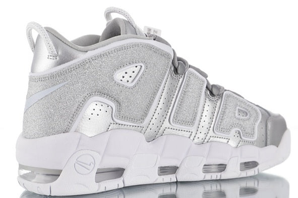 Les baskets Nike Air Max Uptempo Femme incarnent parfaitement l'évolution de la gamme légendaire Nike Air Max.