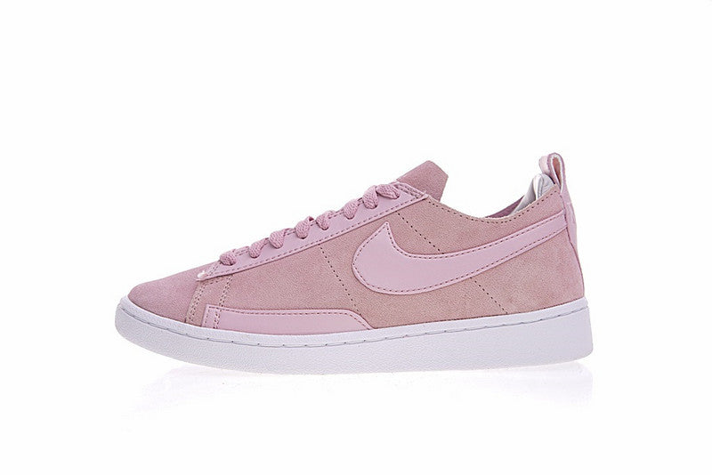 Résultats de l'évolution emblématique de la ligne Nike, les Nike Blazer Low 40 sont un témoignage de l'engagement de Nike à combiner style et innovation.