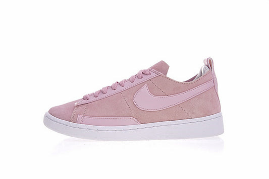 Résultats de l'évolution emblématique de la ligne Nike, les Nike Blazer Low 40 sont un témoignage de l'engagement de Nike à combiner style et innovation.