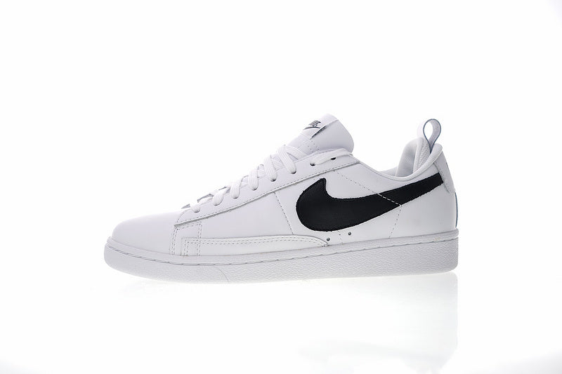 Résultats de l'évolution emblématique de la ligne Nike, les Nike Blazer Low 40 sont un témoignage de l'engagement de Nike à combiner style et innovation.
