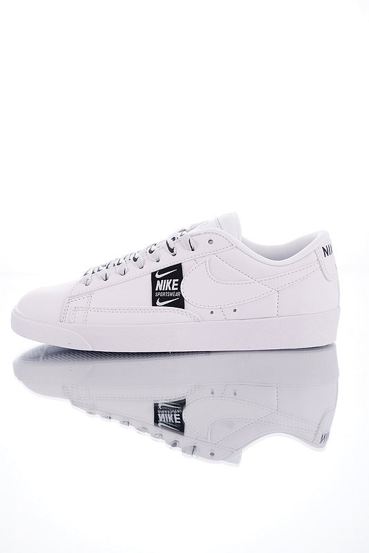 Résultats de l'évolution emblématique de la ligne Nike, les Nike Blazer Low 40 sont un témoignage de l'engagement de Nike à combiner style et innovation.