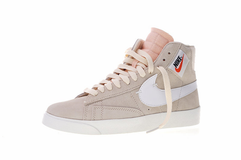 Résultats de l'évolution emblématique de la ligne Nike, les Nike Blazer Mid sont un témoignage de l'engagement de Nike à combiner style et innovation.