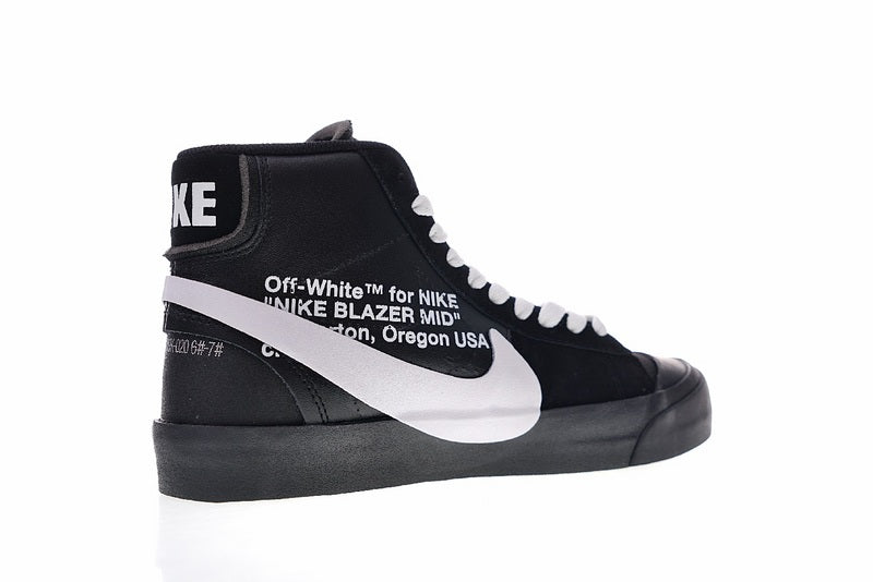 Résultats de l'évolution emblématique de la ligne Nike, les Nike Blazer Mid sont un témoignage de l'engagement de Nike à combiner style et innovation.