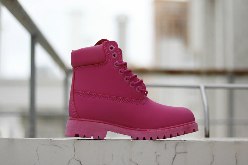 les baskets, bottes Timberland Femme sont un témoignage de l'engagement de Timberland à combiner style et durabilité.