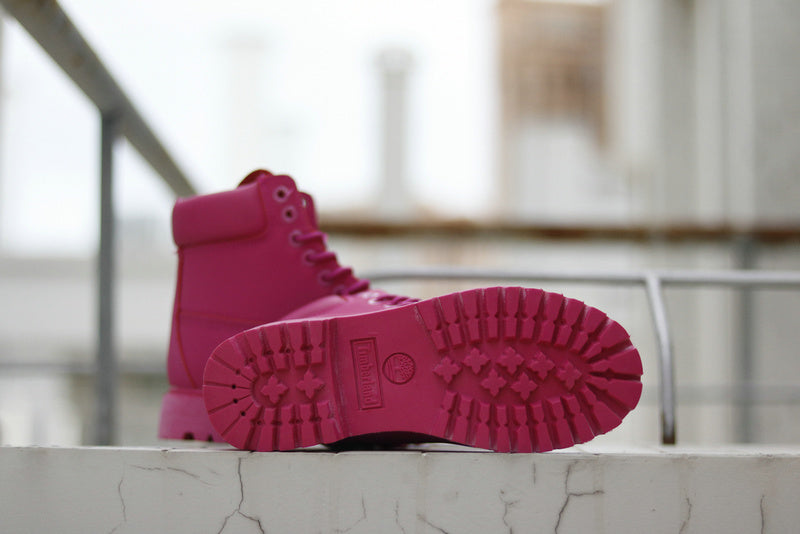 les baskets, bottes Timberland Femme sont un témoignage de l'engagement de Timberland à combiner style et durabilité.