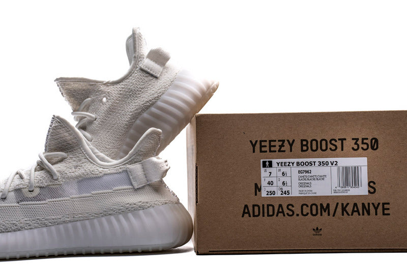 Les Adidas Yeezy 350 Boost V2 Static Femme.Résultats de l'alliance célèbre entre la marque Adidas et Kanye West.