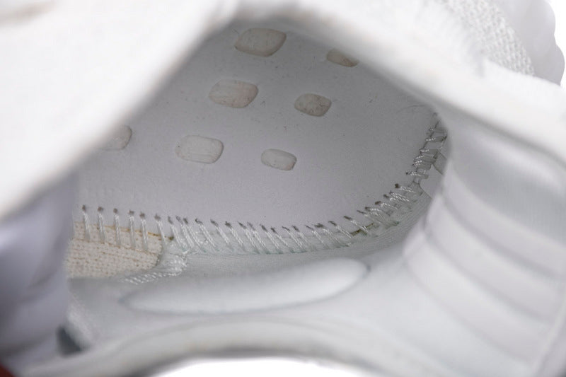 Les Adidas Yeezy 350 Boost V2 Static Femme.Résultats de l'alliance célèbre entre la marque Adidas et Kanye West.