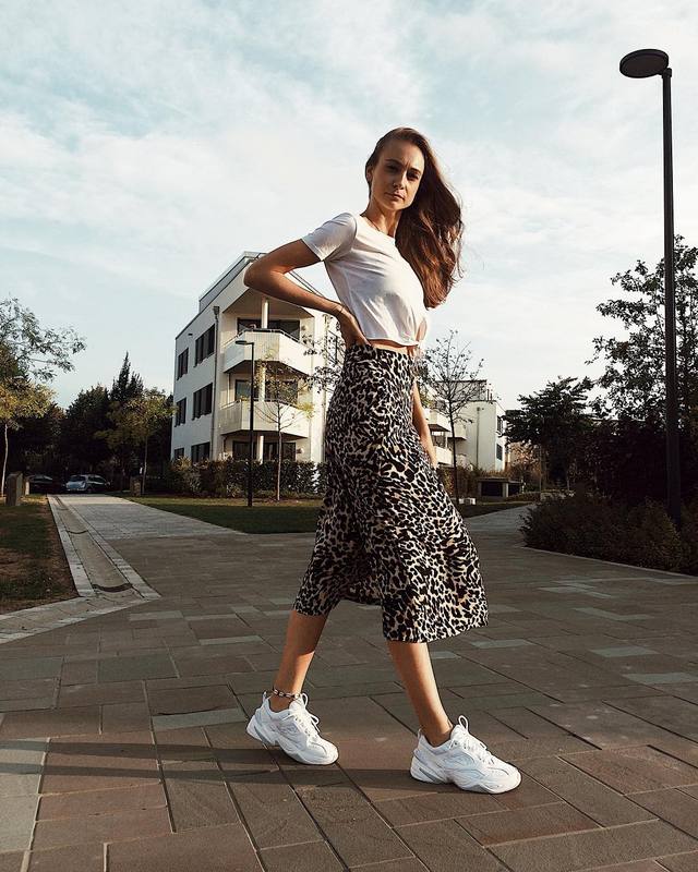 Résultats de l'évolution emblématique de la ligne Nike, les baskets Nike M2K Tekno Femme  sont un témoignage de l'engagement de Nike à combiner style et innovation.