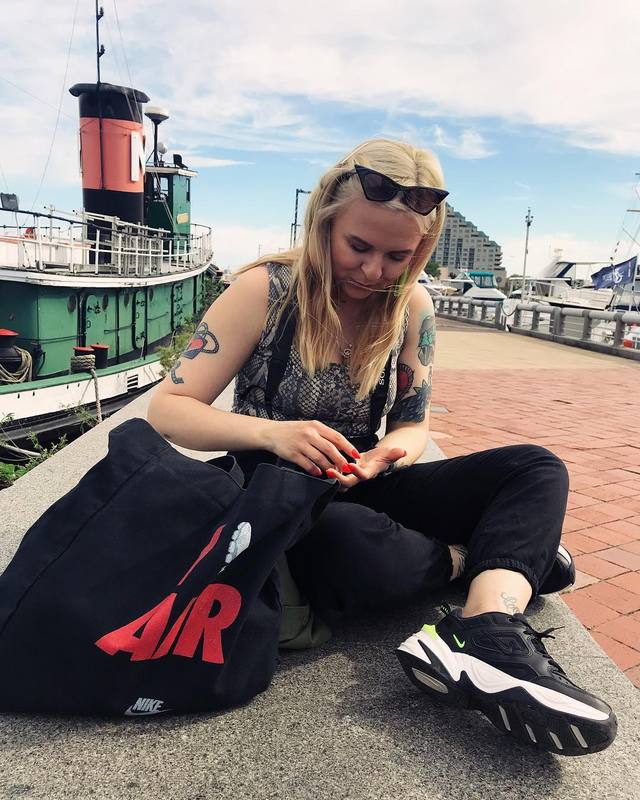 Résultats de l'évolution emblématique de la ligne Nike, les baskets Nike M2K Tekno Femme  sont un témoignage de l'engagement de Nike à combiner style et innovation.