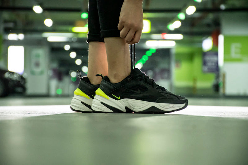 Résultats de l'évolution emblématique de la ligne Nike, les baskets Nike M2K Tekno Femme  sont un témoignage de l'engagement de Nike à combiner style et innovation.