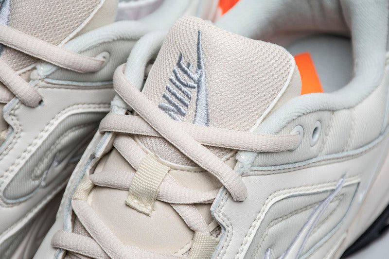 Résultats de l'évolution emblématique de la ligne Nike, les baskets Nike M2K Tekno Femme  sont un témoignage de l'engagement de Nike à combiner style et innovation.