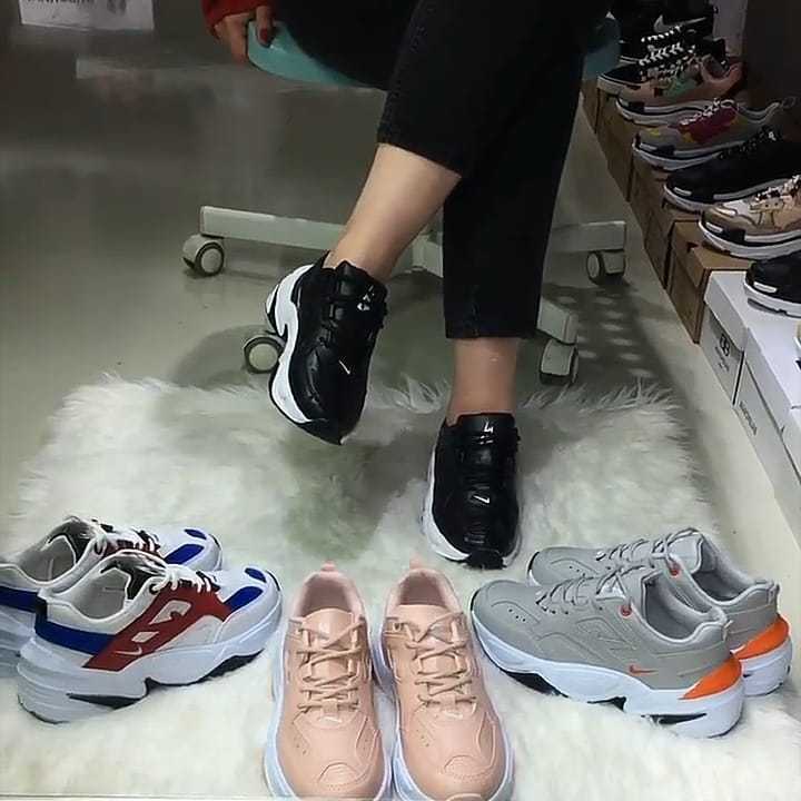 Résultats de l'évolution emblématique de la ligne Nike, les baskets Nike M2K Tekno Femme  sont un témoignage de l'engagement de Nike à combiner style et innovation.