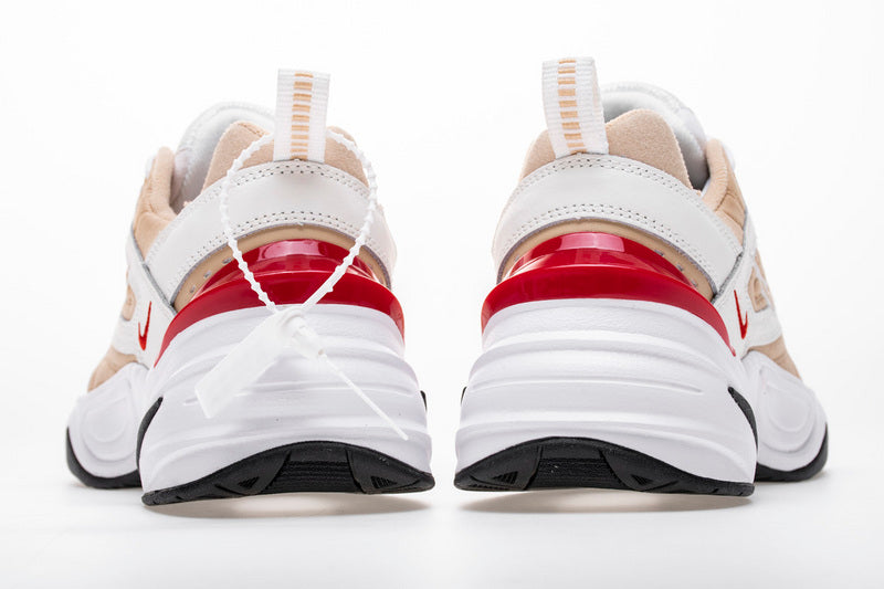 Résultats de l'évolution emblématique de la ligne Nike, les baskets Nike M2K Tekno Femme  sont un témoignage de l'engagement de Nike à combiner style et innovation.