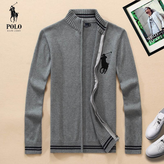 Les pulls Polo Ralph Lauren combinent élégance et confort avec une maîtrise inégalée.