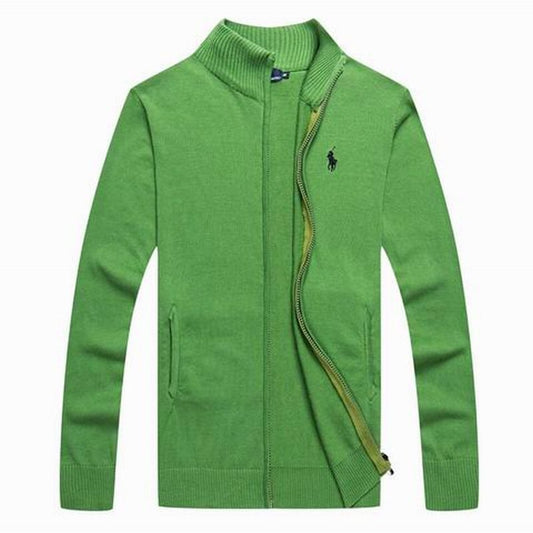 Les pulls Polo Ralph Lauren combinent élégance et confort avec une maîtrise inégalée.