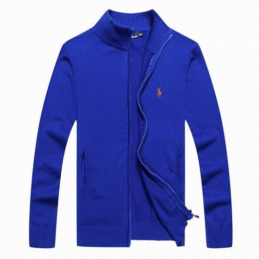 Les pulls Polo Ralph Lauren combinent élégance et confort avec une maîtrise inégalée.
