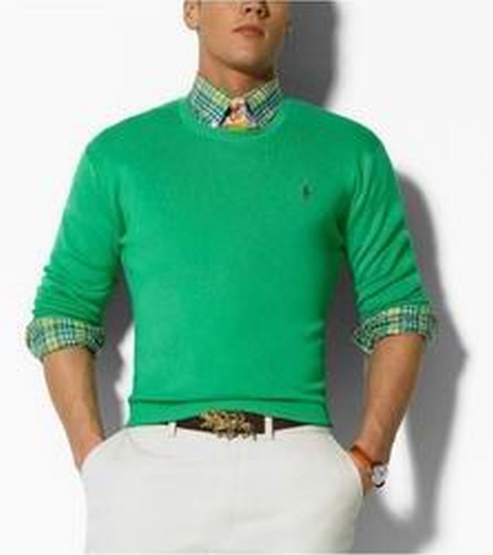 Les pulls Polo Ralph Lauren combinent élégance et confort avec une maîtrise inégalée.