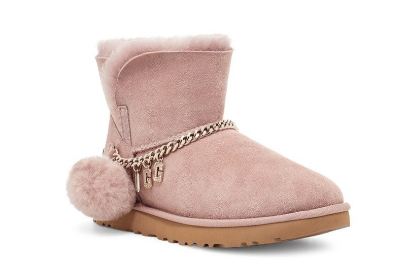les chaussures UGG High Femme sont un témoignage de l'engagement de UGG à combiner style et confort. Exceptionnel confortable