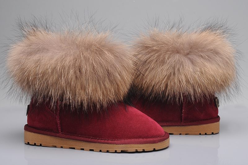 les chaussures UGG High Femme sont un témoignage de l'engagement de UGG à combiner style et confort.