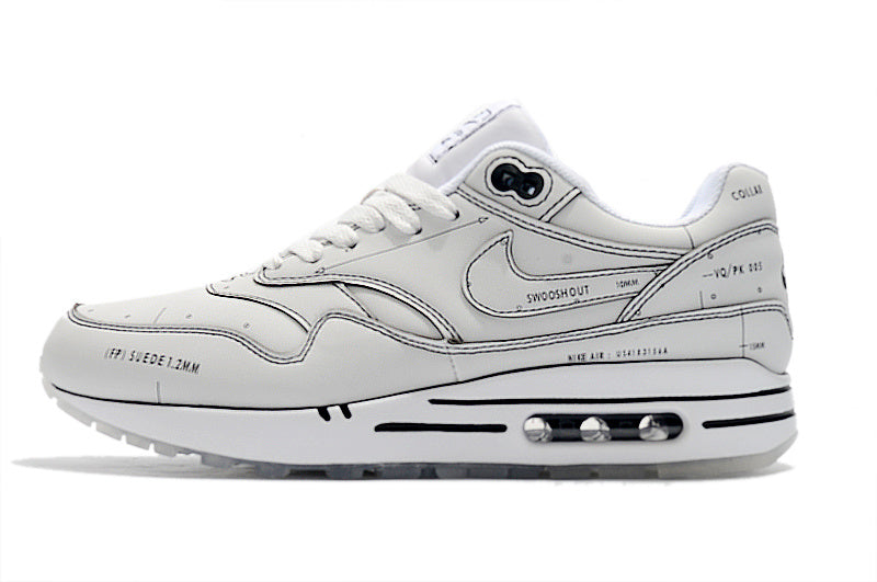 Les baskets Nike Air Max 1 Femme incarnent l’héritage emblématique de la marque Nike, combinant un design intemporel avec des touches modernes.