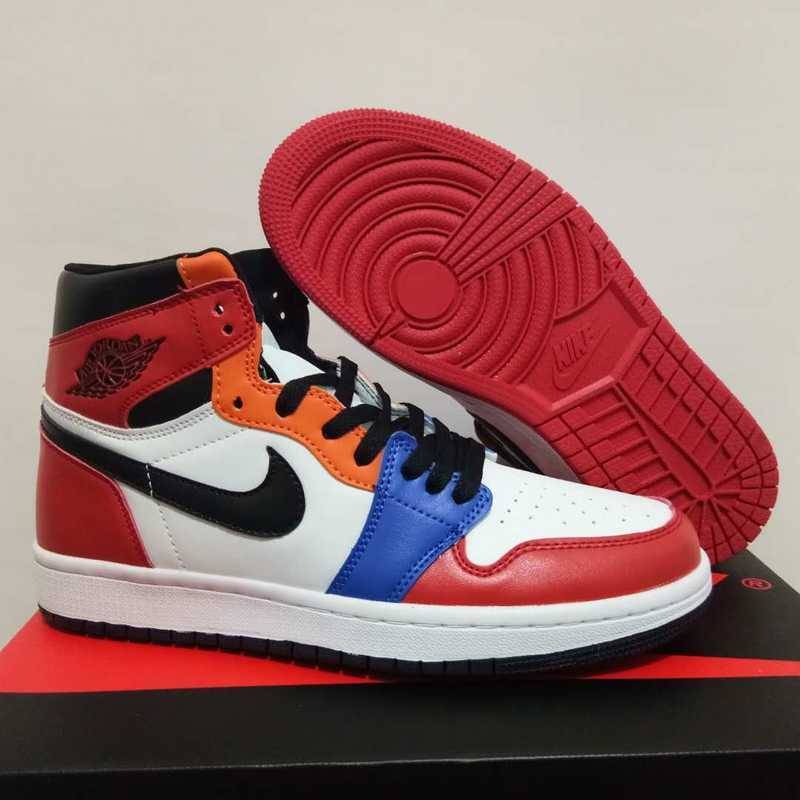 Les baskets Air Jordan 1 Low "Topaz Mist (GS)" pour femmes offrent une esthétique élégante avec des nuances de Topaz Mist.