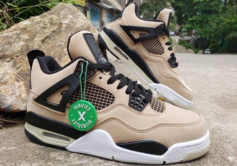 Les baskets Air Jordan 4 femme permettent de personnaliser votre style .En résumé, les Union X Air Jordan 04 femme incarnent le style.