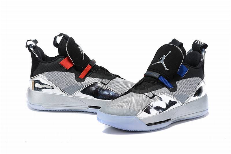 Les baskets Air Jordan 31 Femme permettent de personnaliser votre style tout en  d’un confort supérieur.