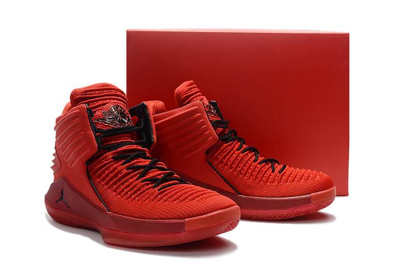 Les baskets Air Jordan 31 Femme permettent de personnaliser votre style tout en  d’un confort supérieur.