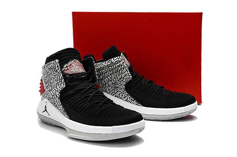 Les Air Jordan 31 Femme permettent de personnaliser votre style tout en bénéficiant d’un confort supérieur.