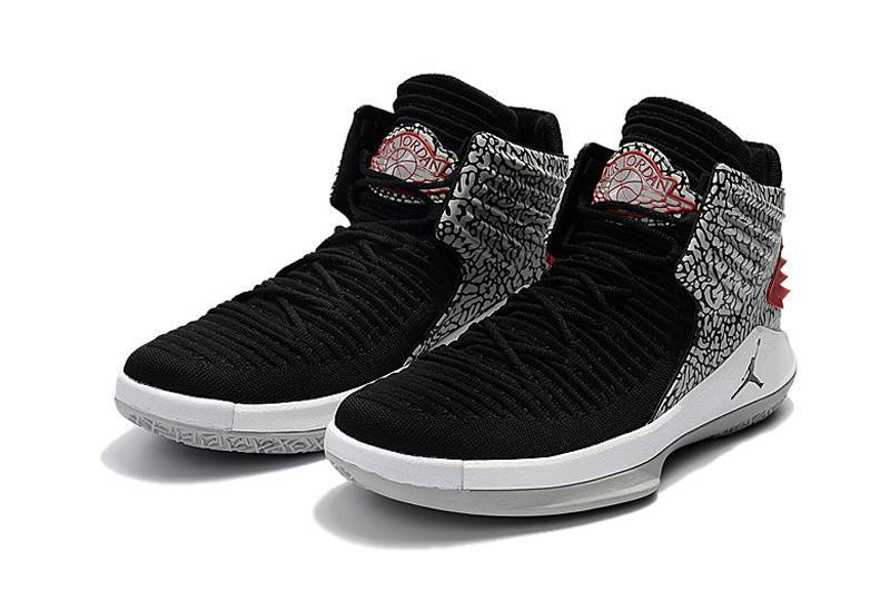 Les Air Jordan 31 Femme permettent de personnaliser votre style tout en bénéficiant d’un confort supérieur.