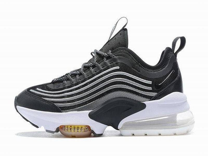Résultats de l'évolution emblématique de la ligne Nike, les Nike Air Max Zoom 950 Femme  sont un témoignage de l'engagement de Nike à combiner style et innovation.