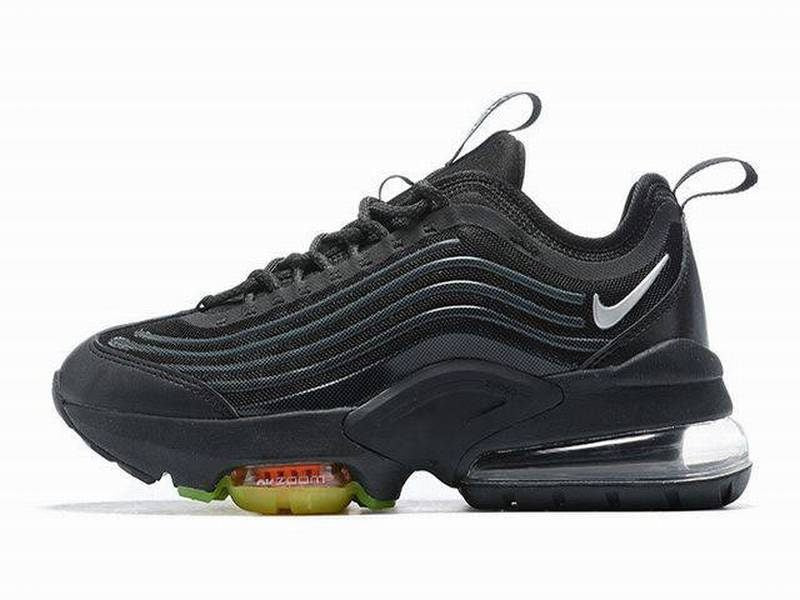Résultats de l'évolution emblématique de la ligne Nike, les Nike Air Max Zoom 950 Femme  sont un témoignage de l'engagement de Nike à combiner style et innovation.