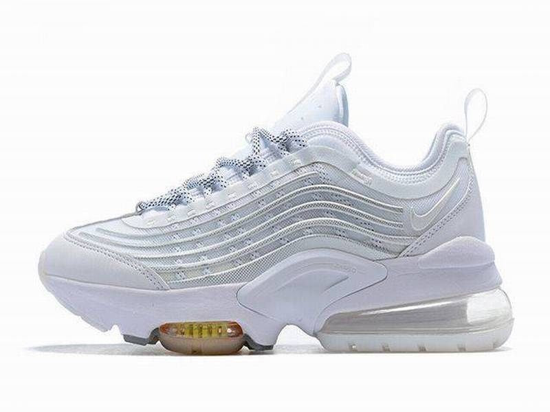 Résultats de l'évolution emblématique de la ligne Nike, les Nike Air Max Zoom 950 Femme  sont un témoignage de l'engagement de Nike à combiner style et innovation.