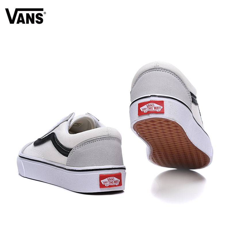 Les baskets Vans Femme se distinguent par leur style intemporel et leur esprit californien décontracté, faisant d’elles un symbole de liberté et d’individualité.