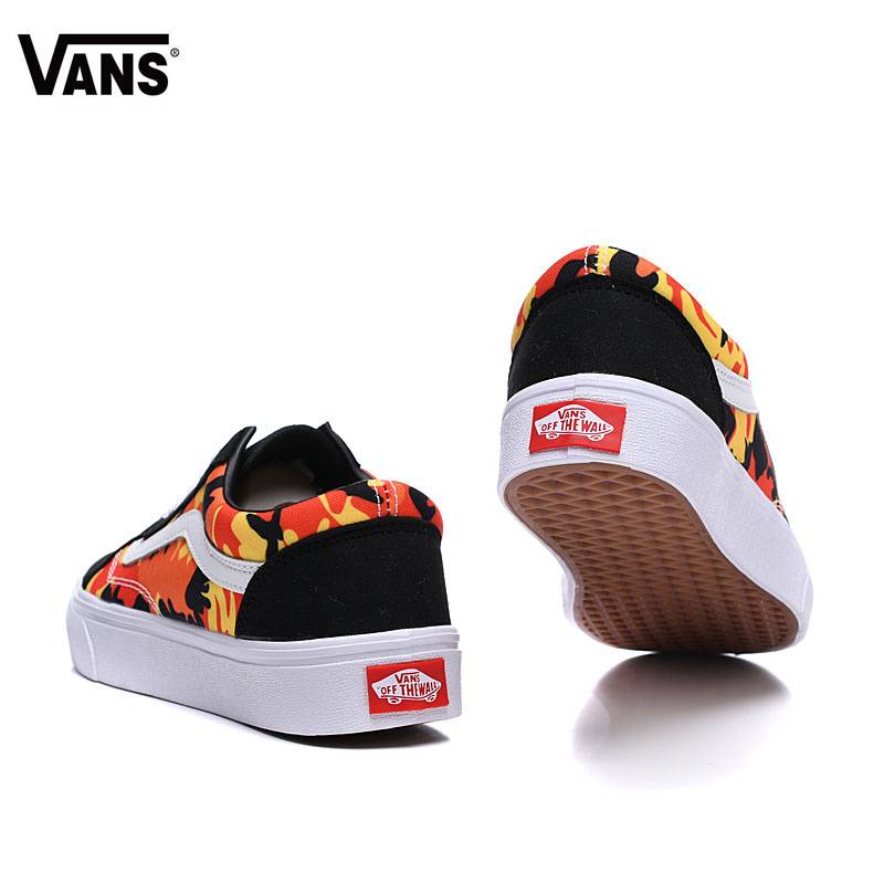 Les baskets Vans Femme se distinguent par leur style intemporel et leur esprit californien décontracté, faisant d’elles un symbole de liberté et d’individualité.