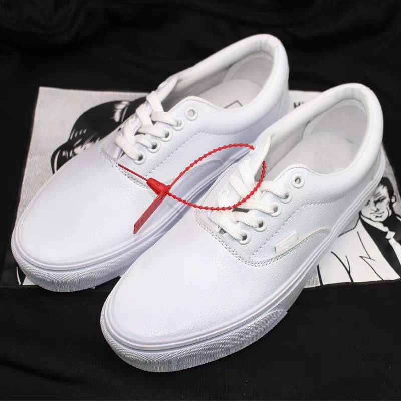 Les baskets Vans Femme se distinguent par leur style intemporel et leur esprit californien décontracté, faisant d’elles un symbole de liberté et d’individualité.