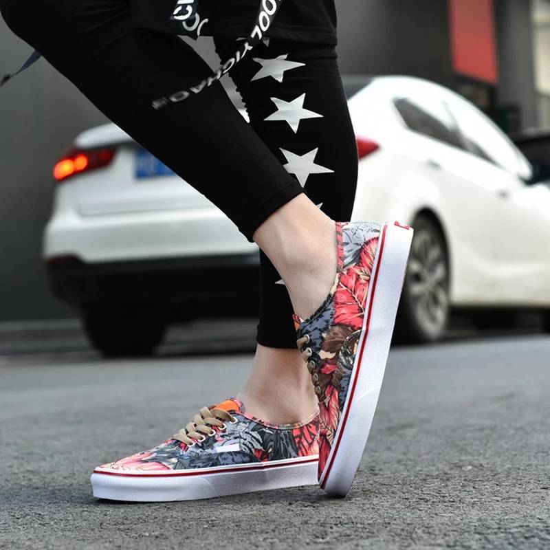 Les baskets Vans femme    offrent un style légendaire et une performance exceptionnelle.design unique  Pas Cher. moin cher.