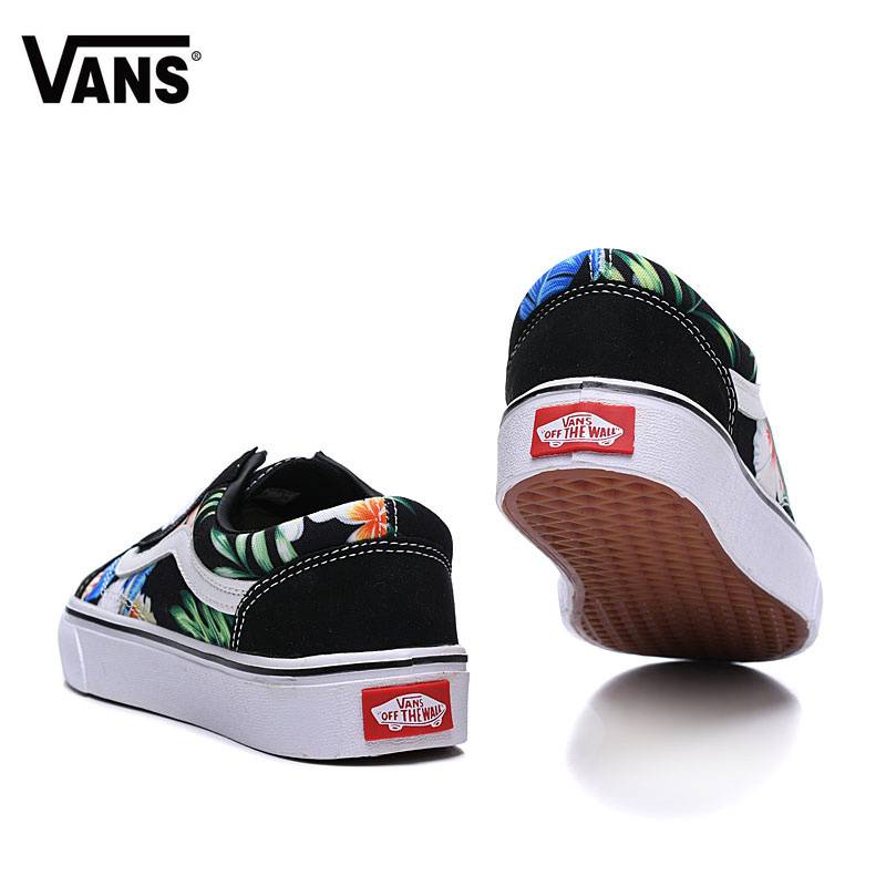 Les baskets Vans femme    offrent un style légendaire et une performance exceptionnelle.design unique  Pas Cher. moin cher.