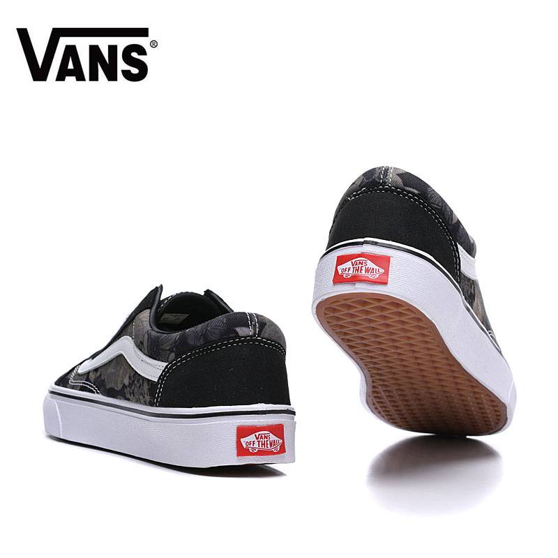 Les baskets Vans femme    offrent un style légendaire et une performance exceptionnelle.design unique  Pas Cher. moin cher.