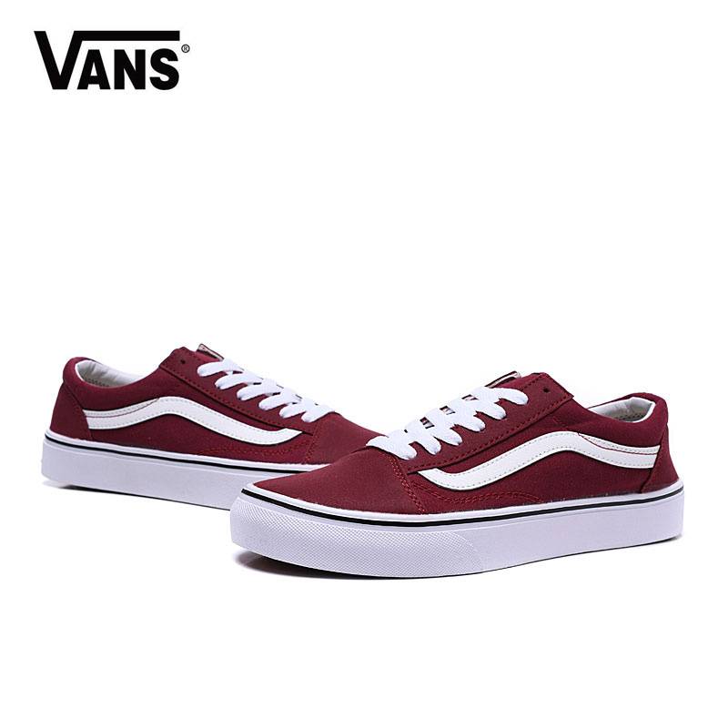 Les baskets Vans Femme se distinguent par leur style intemporel et leur esprit californien décontracté, faisant d’elles un symbole de liberté et d’individualité.