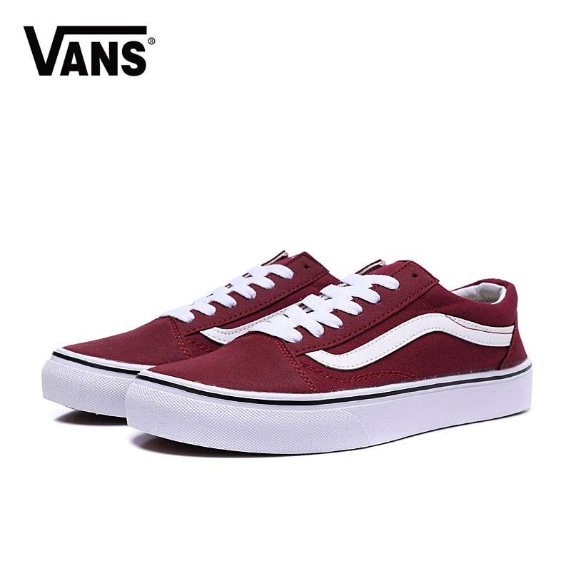 Les baskets Vans Femme se distinguent par leur style intemporel et leur esprit californien décontracté, faisant d’elles un symbole de liberté et d’individualité.