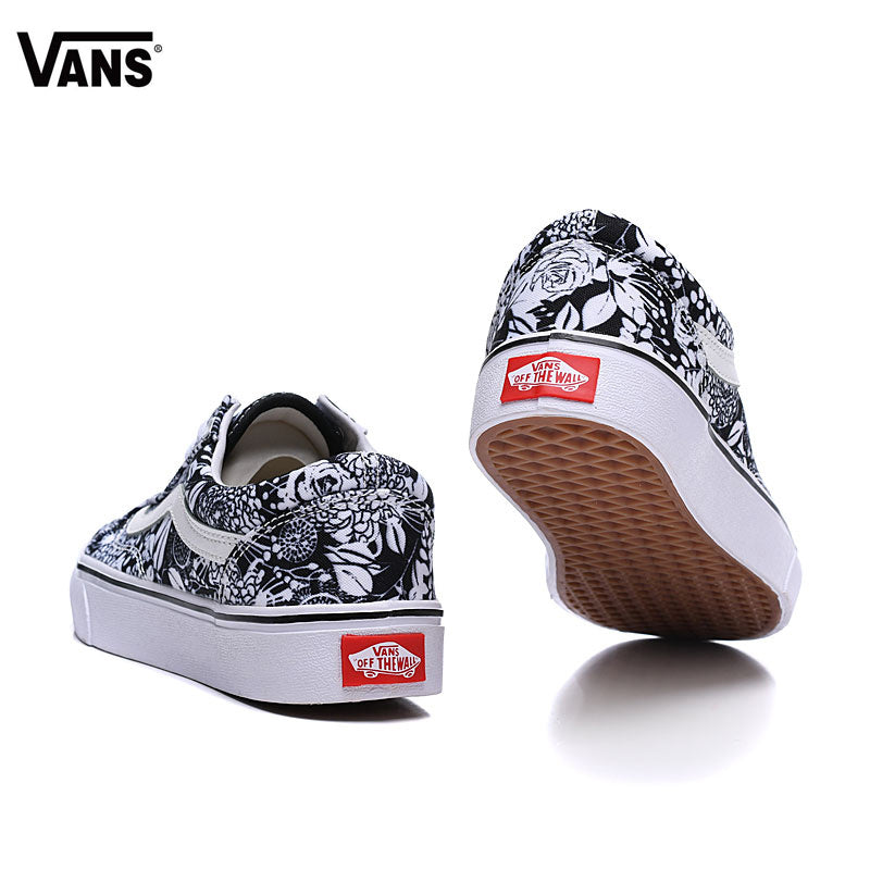 Les baskets Vans femme    offrent un style légendaire et une performance exceptionnelle.design unique  Pas Cher. moin cher.