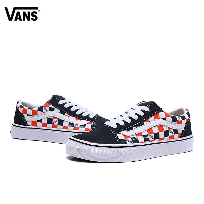 Les baskets Vans Femme se distinguent par leur style intemporel et leur esprit californien décontracté, faisant d’elles un symbole de liberté et d’individualité